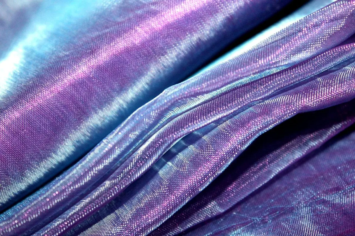 Vải polyester bóng nhiều màu xếp nếp