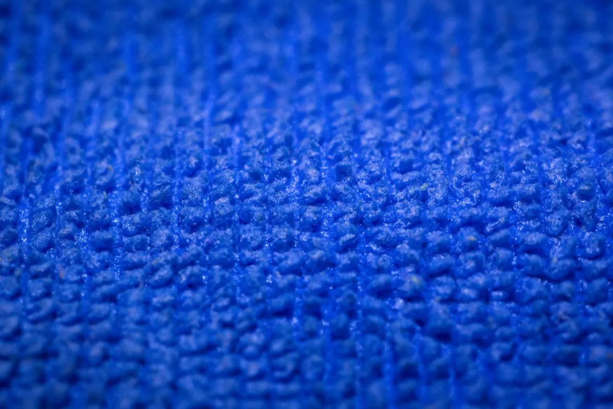 Cận cảnh mặt vải khăn lau microfiber
