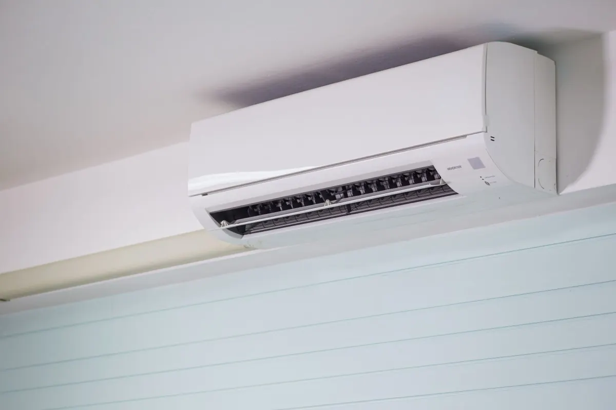 Dàn lạnh điều hòa treo tường trong phòng